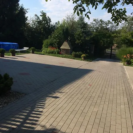 Mózsi Apartman *