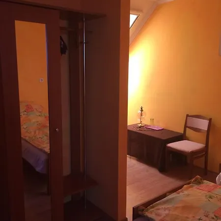 Mózsi Apartman *